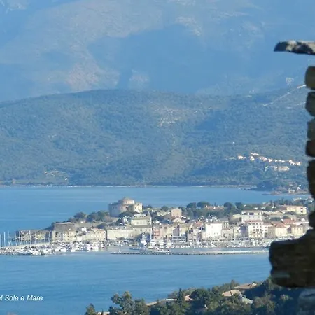 Sole E Mare מלון