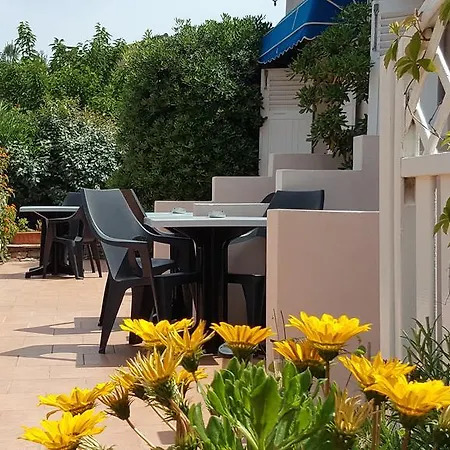 מלון Sole E Mare *