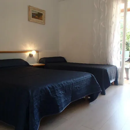 מלון Sole E Mare *